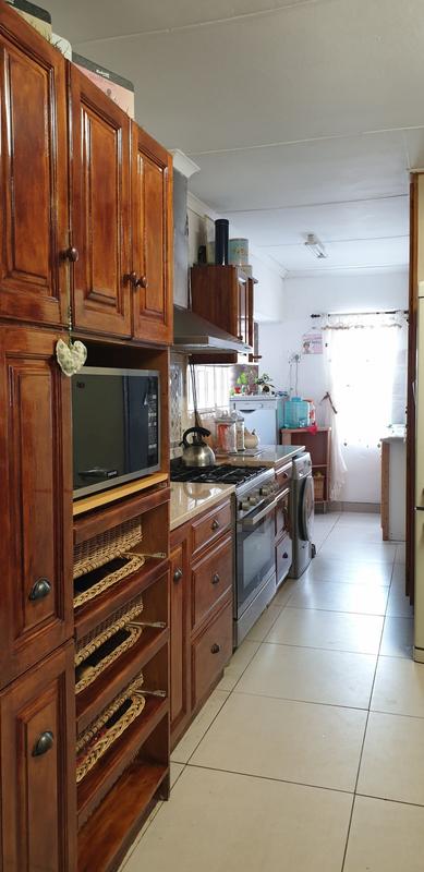 5 Bedroom Property for Sale in Albertinia Western Cape